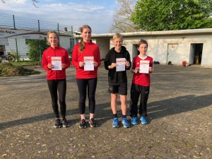 2022_04 Sportabzeichenverleihung Sportplatz 5 - 1